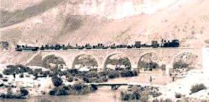 El Treno de Hidjaz sovre el ponte del Rio Yarmuk
