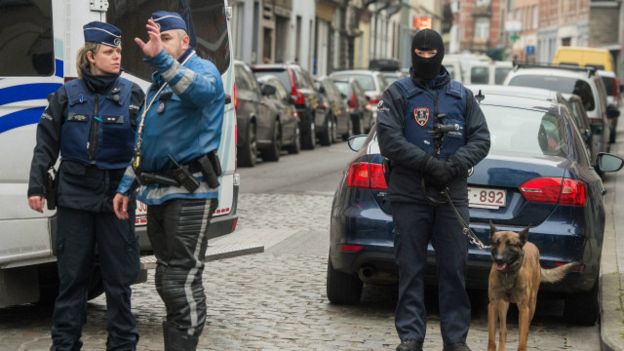 La operación en Bruselas continúa tras el arresto de Abdeslam.