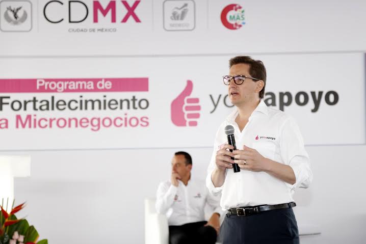 El Secretario Chertorivski señaló que los pequeños negocios hacen la economía de la Ciudad de México.