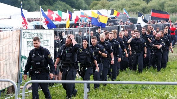 Cerca de 1.000 policías custodiaron el polémico evento (Reuters)