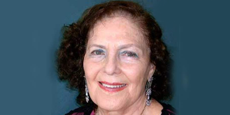 Dra. Eva Alexandra Uchmany, Premio Universidad Nacional 2007
