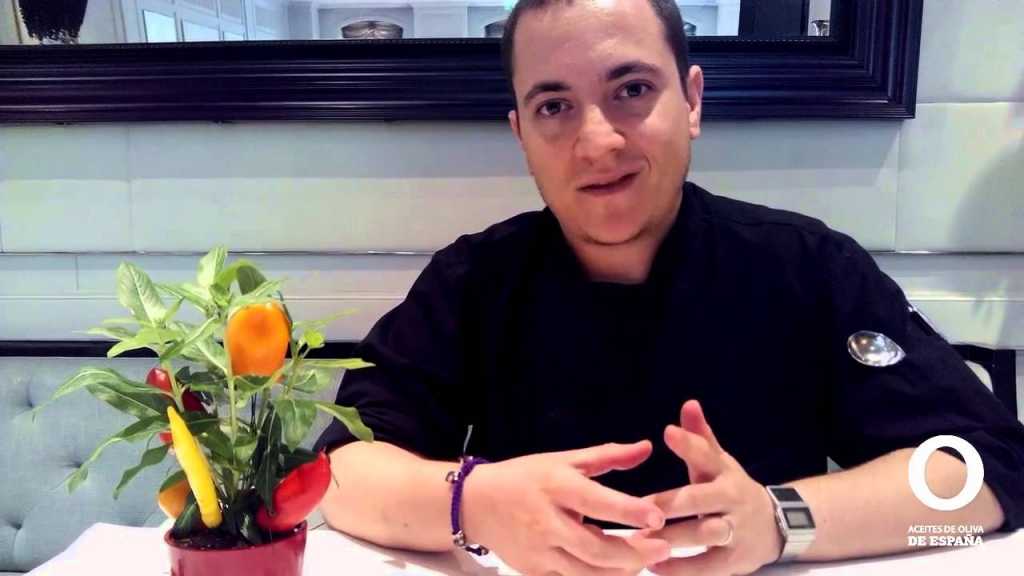 Daniel Ovadía, Joven chef de la alta cocina mexicana y exitoso empresario restaurantero