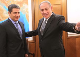 El Presidente Hernández y el primer ministro Benjamín Netanyahu fueron los testigos de honor.