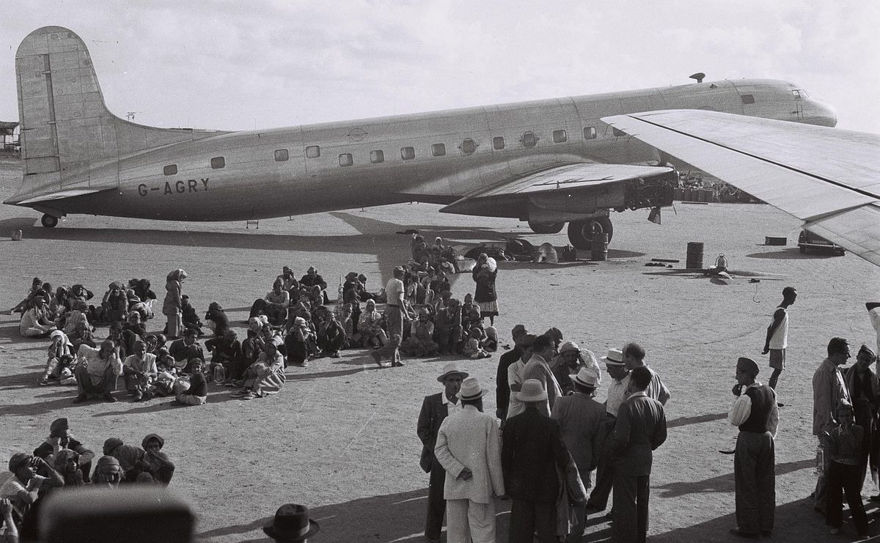 Judíos de Aden, Yemen, en espera de ser evacuados a Israel el 1 de noviembre de 1949. (GPO / Dominio público)