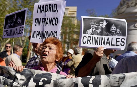 Tribunal Supremo de España avala exhumación de Franco 