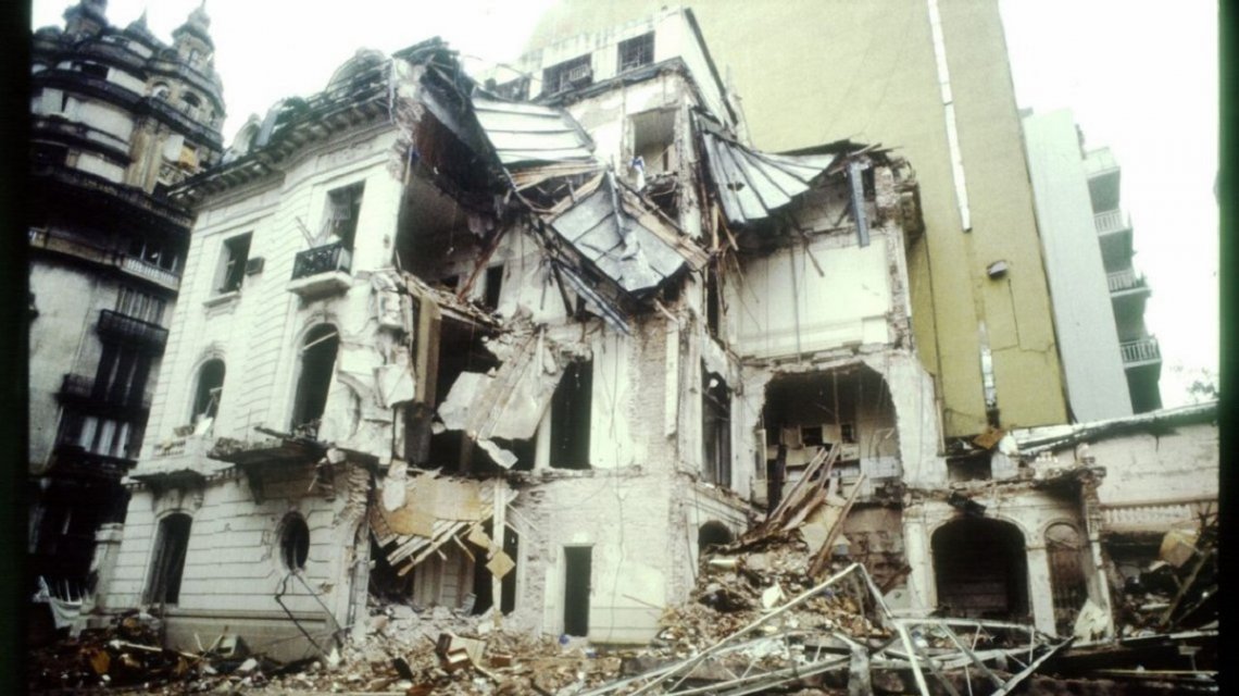 Resultado de imagen para atentado embajada de israel argentina