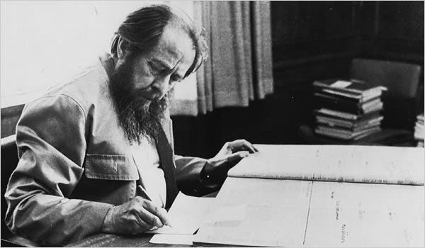 Solzhenitsyn, Literary Giant Who Defied Soviets, Dies at 89 - The ...