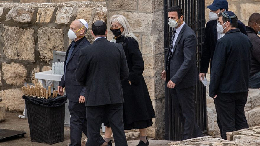 Businessman and philanthropist Sheldon Adelson laid to rest on Mount of Olives  above Jerusalem