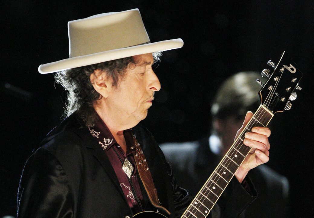 Bob Dylan tiene muchas cosas en la cabeza - The New York Times