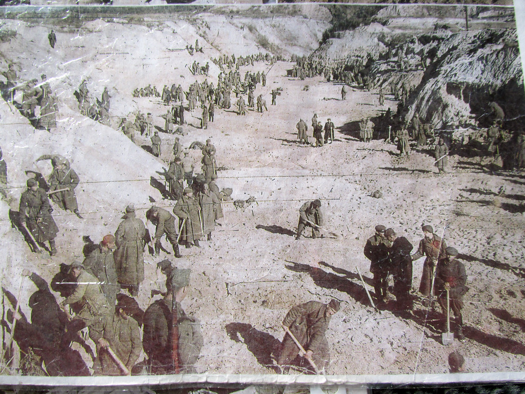 29 de septiembre de 1941: Masacre en Babi Yar, una de las matanzas más atroces cometidas por los nazis​