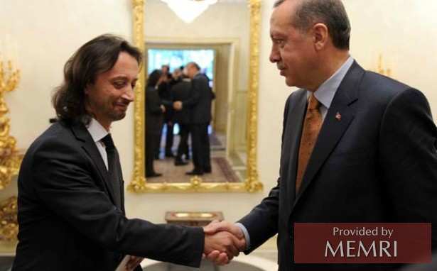 Karagül junto el presidente turco Erdogan (Fuente: Sendika62.org)