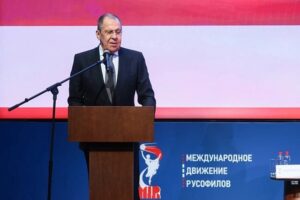 Declaraciones del ministro de Relaciones Exteriores ruso, Lavrov, en el Congreso del Movimiento Rusófilo Internacional: “El curso destructivo adoptado por las élites occidentales para aislar a Rusia… ha fracasado estrepitosamente”