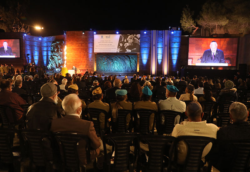 Yad Vashem Chairman Announces the Winner of the “Shaping Memory” Poster Competition for Holocaust Remembrance Day 2024