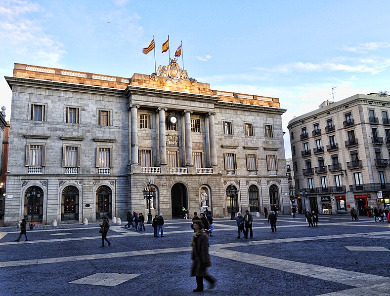 ACOM demanda al Ayuntamiento de Barcelona por acuerdo discriminatorio contra Israel