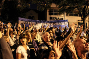 March against Cristina Fernandez de Kirchner for the death of the prosecutor Alberto Nisman. Photo by jmalievi | CC BY-NC 2.0.