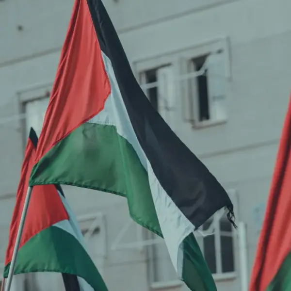 Narrativas antisemitas presentes en las manifestaciones pro palestinas