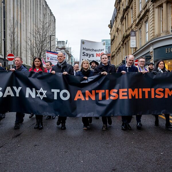 Marcha contra el antisemitismo en Manchester, Reino Unido, el 21 de enero de 2024. .Foto: UK Home Office/CC BY 2.0, via Wikimedia Commons.