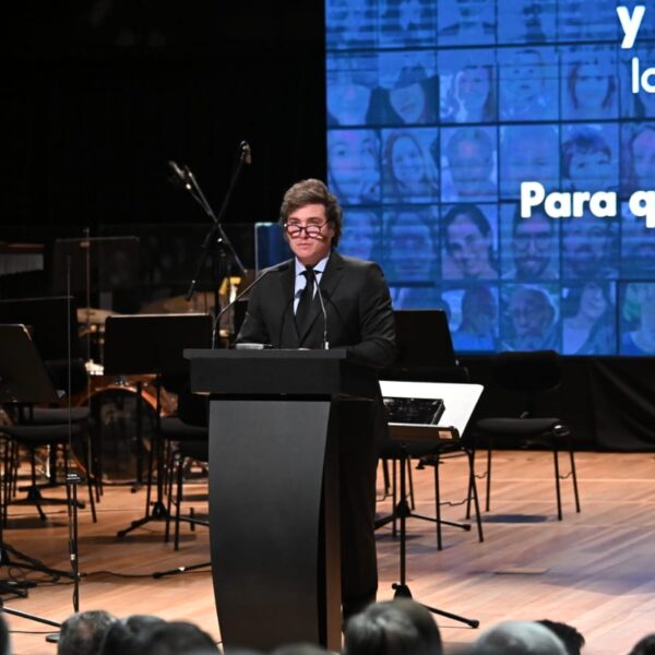 En el Día del Holocausto, Milei anunció la postulación de Argentina para la presidencia de la IHRA